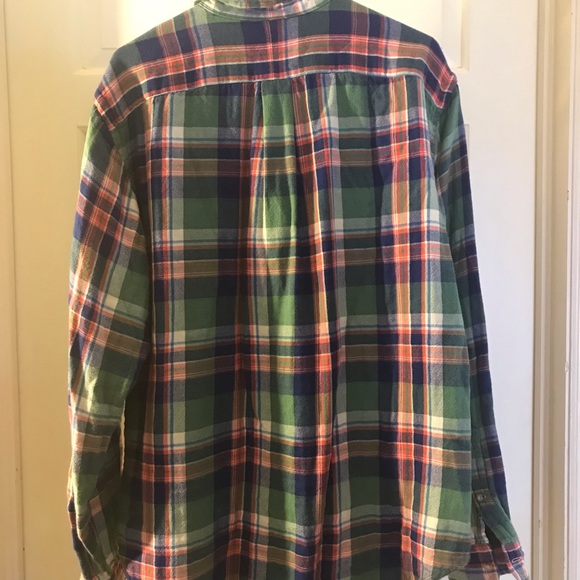 Ralph Lauren mountain classic button up. - Picture 4 of 5